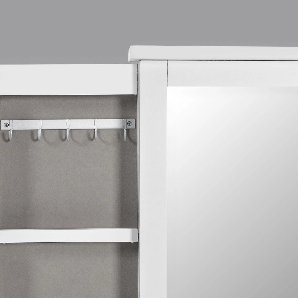Three Drawer Vanity With Mirror